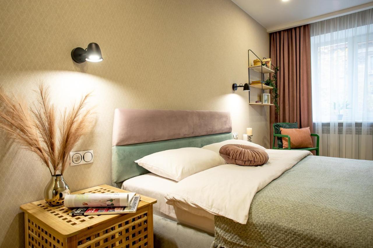 Luxury Apartment With 2 Bedrooms In The City Center نيكولايف المظهر الخارجي الصورة