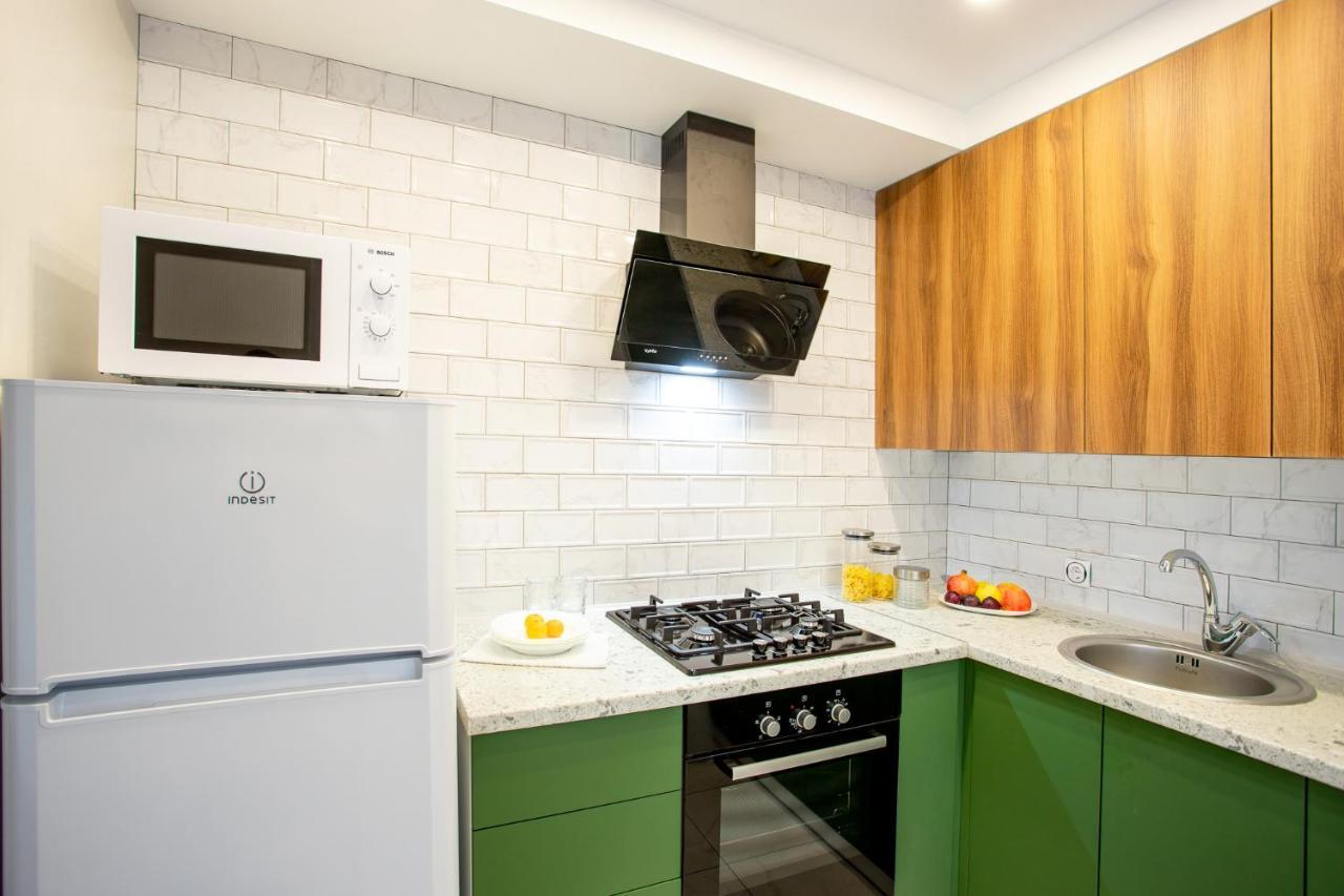 Luxury Apartment With 2 Bedrooms In The City Center نيكولايف المظهر الخارجي الصورة